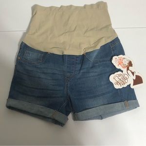 Bellavida  maternity denim shorts size small